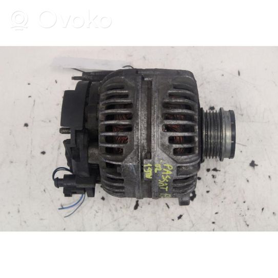 Volkswagen PASSAT B5.5 Generatore/alternatore 