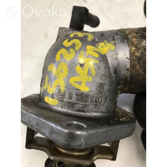 Opel Astra G Boîtier de thermostat / thermostat 90573326