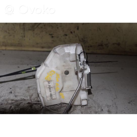 Opel Agila B Front door lock 