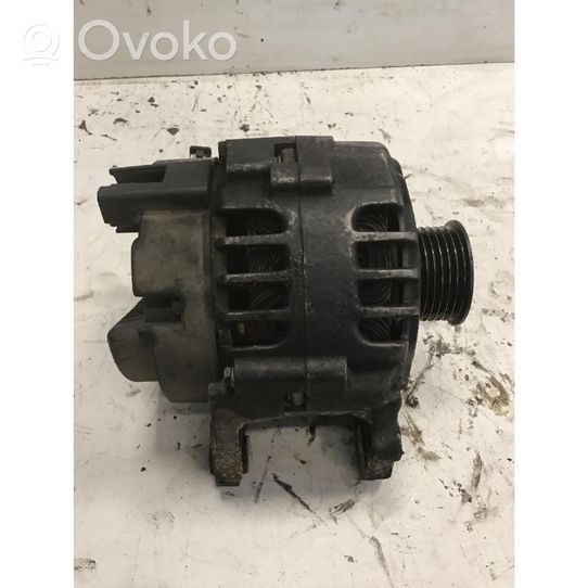 Volkswagen Polo IV 9N3 Generatore/alternatore 