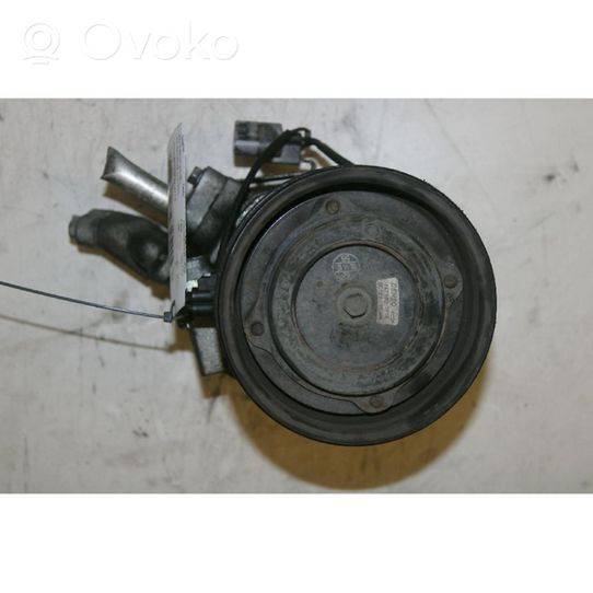 Toyota RAV 4 (XA20) Ilmastointilaitteen kompressorin pumppu (A/C) 