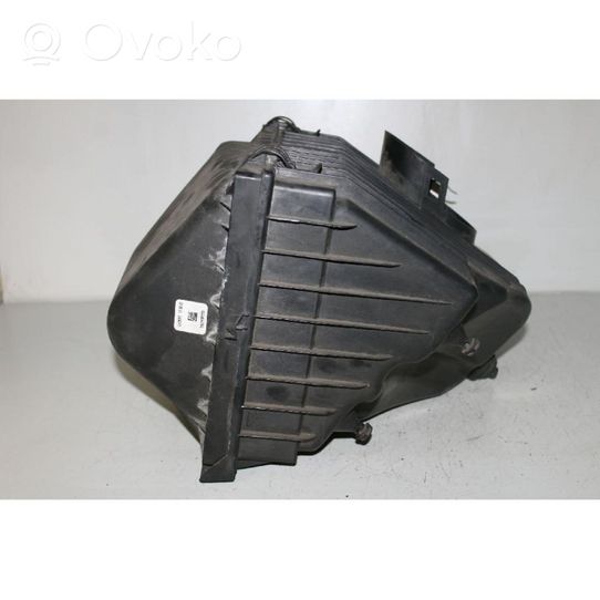 Dodge Nitro Air filter box 