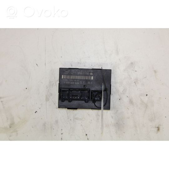 Audi A3 S3 8P Door central lock control unit/module 