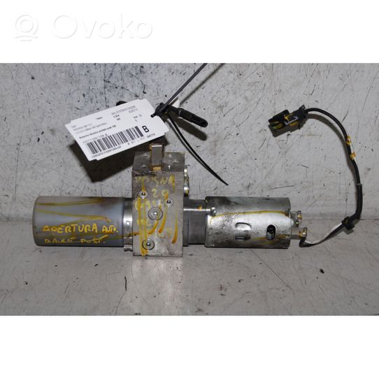 Opel Insignia A Convertible roof hydraulic pump 