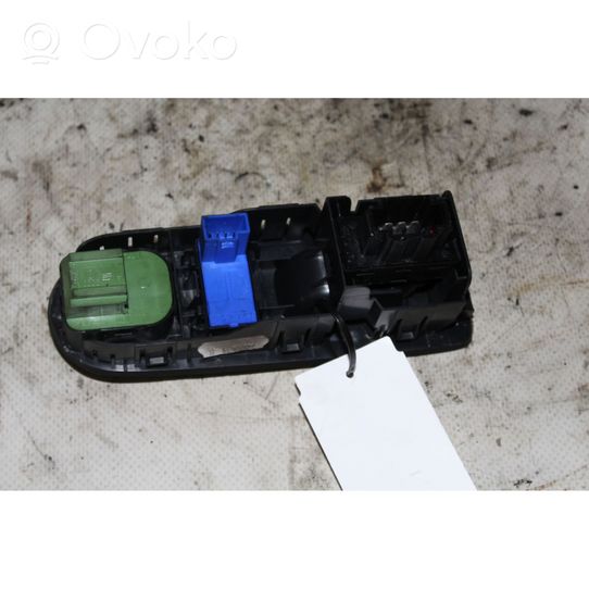 Volkswagen Up Electric window control switch 