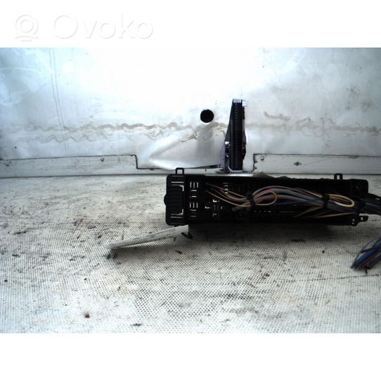 Ford C-MAX II Fuse module 