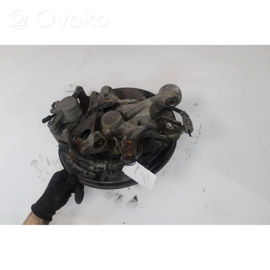 KIA Carnival Rear wheel hub 