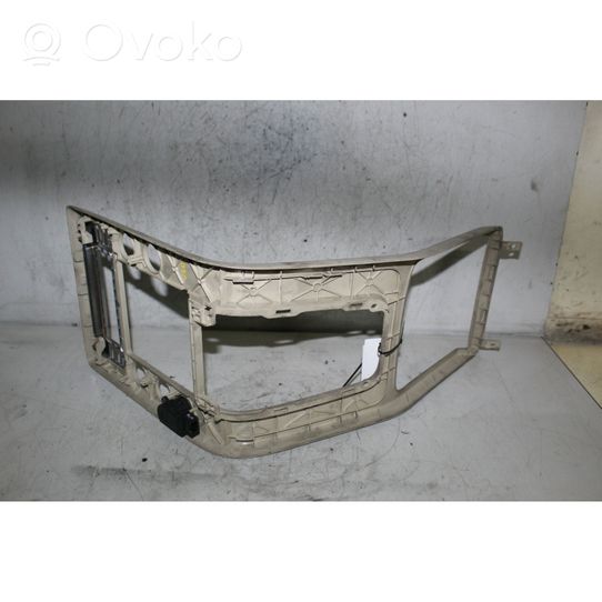 Volvo V70 Center console 