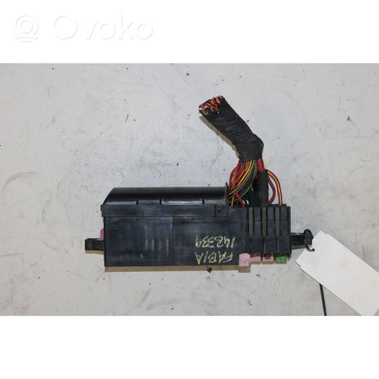 Skoda Citigo Module de fusibles 