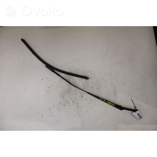 Audi Q3 8U Front wiper blade arm 