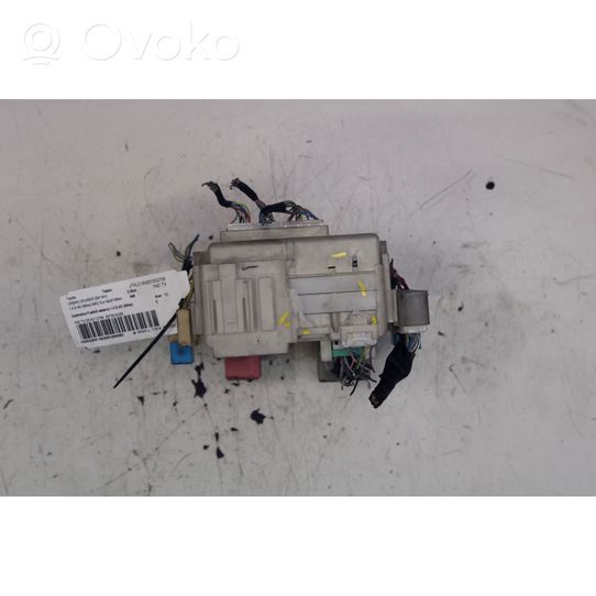 Toyota Urban Cruiser (XP110) Module de fusibles 