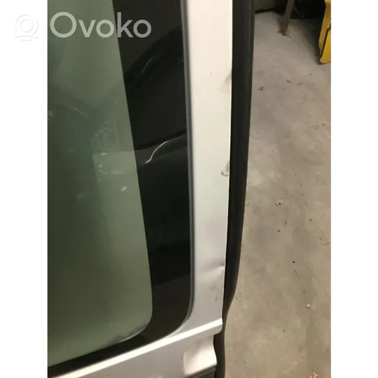 Citroen Berlingo Takalastausovi 