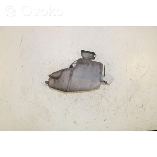 Renault Kangoo I Windshield washer fluid reservoir/tank 