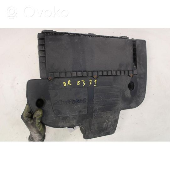 Fiat Punto (188) Air filter box 