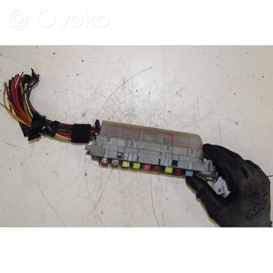 Opel Meriva A Fuse module 