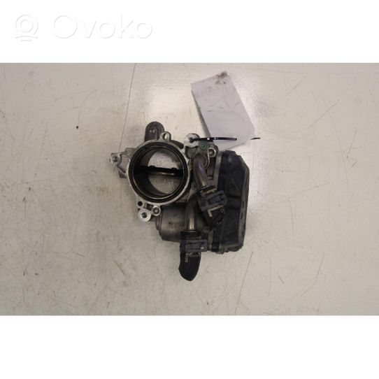 Volkswagen Golf VII Throttle body valve 