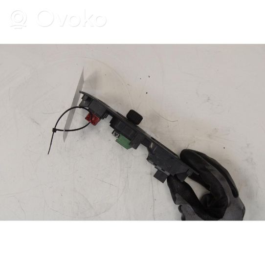 Volkswagen Fox Electric window control switch 