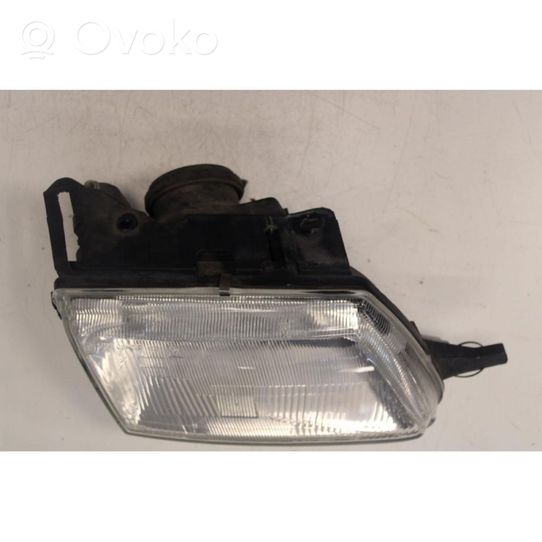 Citroen Saxo Lampa przednia 