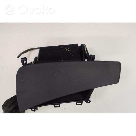 Opel Zafira C Glove box 