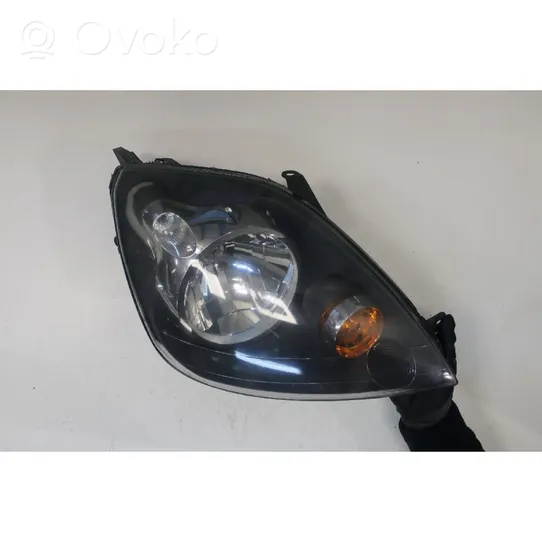 Ford Fiesta Lampa przednia 