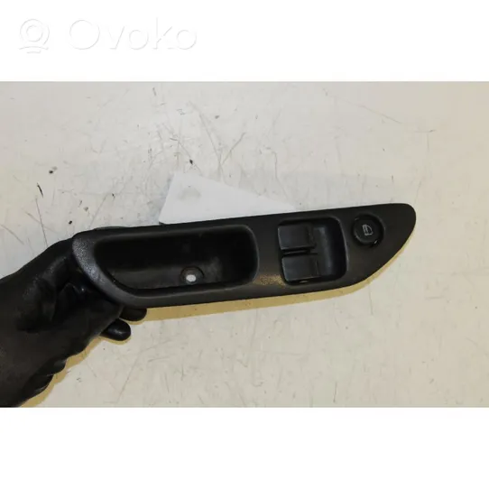 Opel Agila A Electric window control switch 