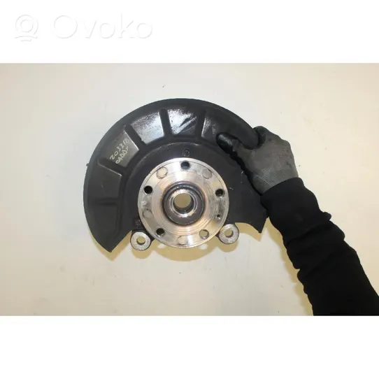 Volkswagen Caddy Front wheel hub 