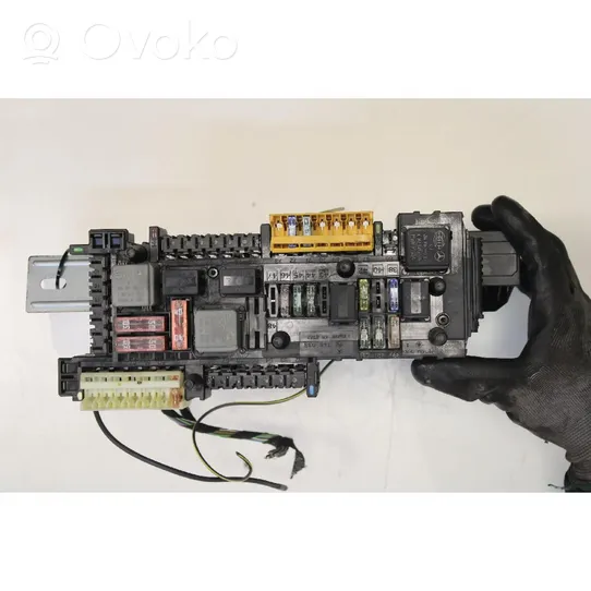 Mercedes-Benz GLK (X204) Fuse module 