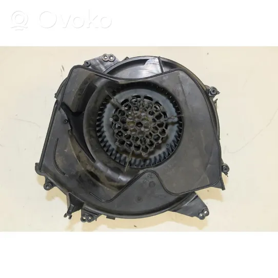 BMW 5 F10 F11 Salono oro mazgo plastikinis korpusas 