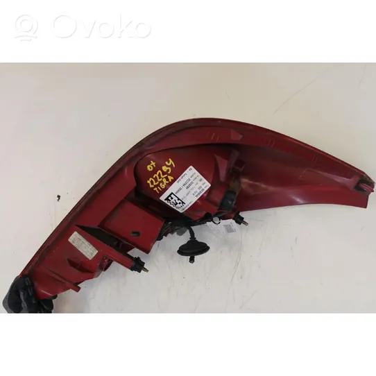 Opel Tigra B Lampa tylna 