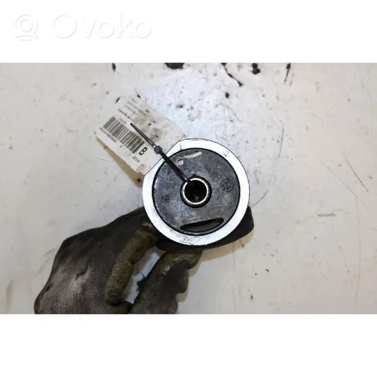 Renault Kangoo I Oil filter mounting bracket 