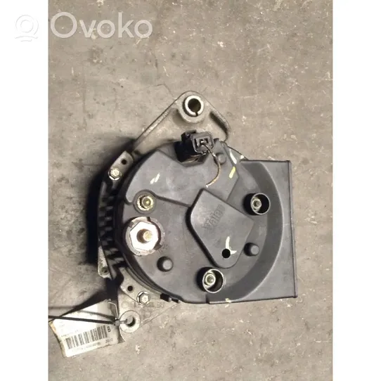 Renault Clio II Generatore/alternatore 