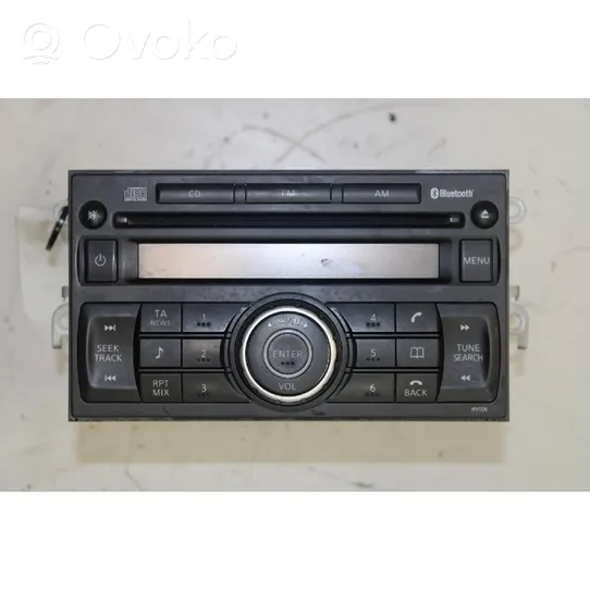 Nissan Qashqai Panel / Radioodtwarzacz CD/DVD/GPS 