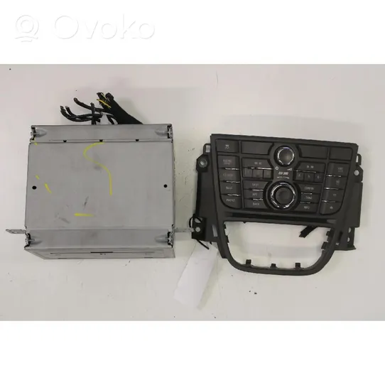 Opel Meriva B Panel / Radioodtwarzacz CD/DVD/GPS 