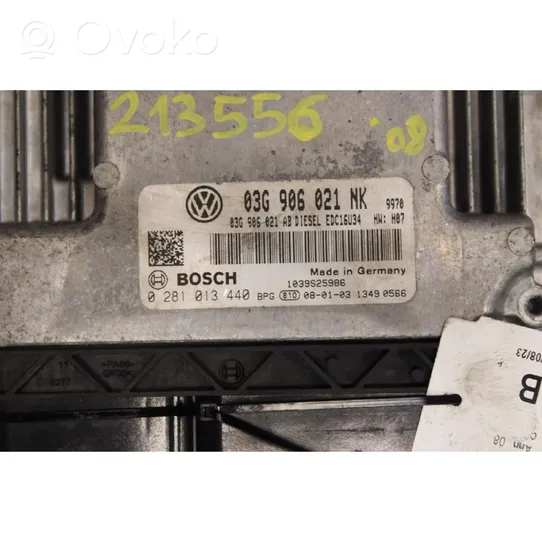 Volkswagen PASSAT B6 Unité / module de commande d'injection de carburant 