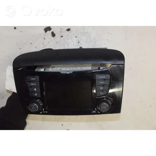 Lancia Ypsilon Unité principale radio / CD / DVD / GPS 07356973580