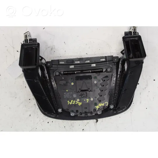 Ford C-MAX II Radio/CD/DVD/GPS head unit 