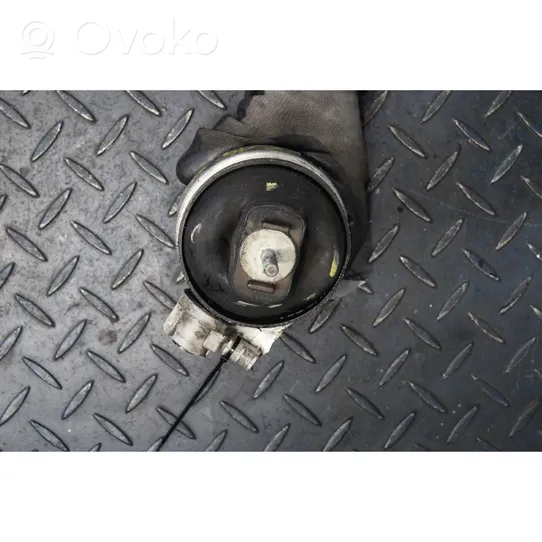 Audi A4 S4 B7 8E 8H Supporto di montaggio del motore 