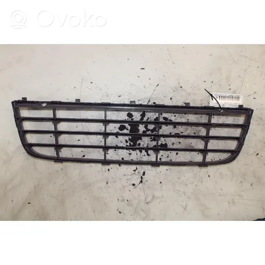 Volkswagen Golf V Grille de calandre avant 