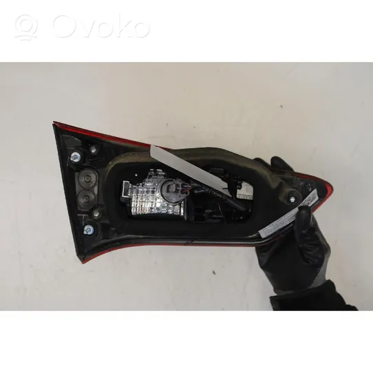 Toyota Yaris Lampa tylna 815800D600