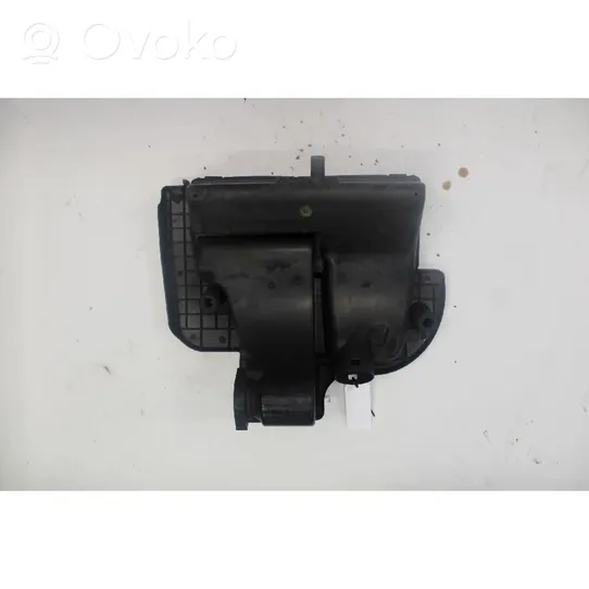 Fiat Punto (188) Air filter box 