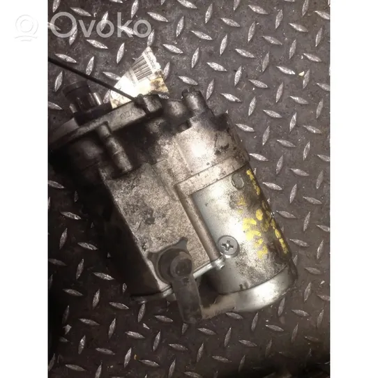 KIA Carens I Starter motor 