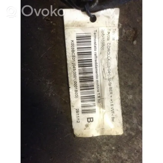 Toyota Corolla E120 E130 Boîtier de thermostat / thermostat 