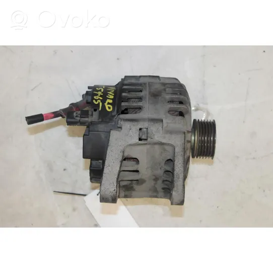 Opel Vivaro Generatore/alternatore 