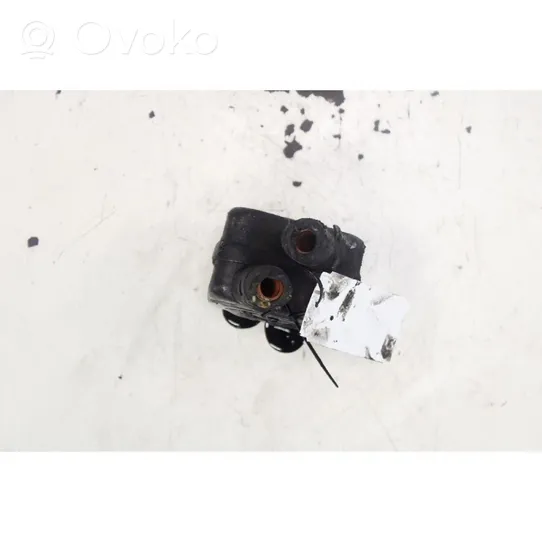 Volkswagen Touran I Coolant heater control valve 