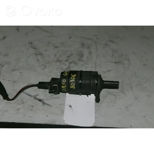 Opel Combo C Pompe de lave-glace de pare-brise 