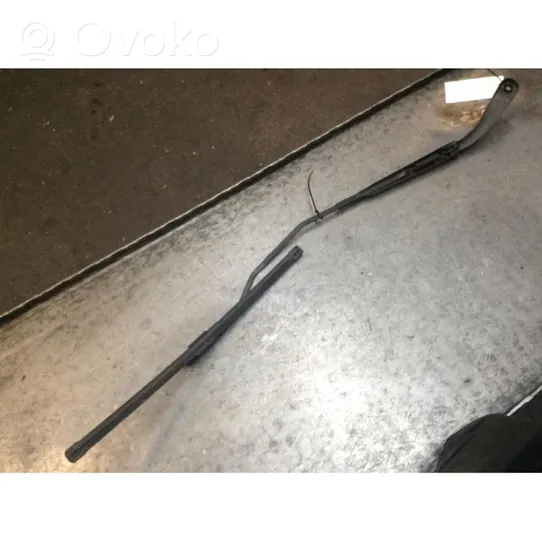 Renault Megane II Front wiper blade arm 