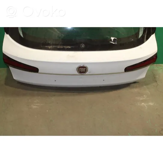 Fiat Tipo Tailgate/trunk/boot lid 