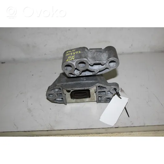 Fiat 500X Engine mount bracket 