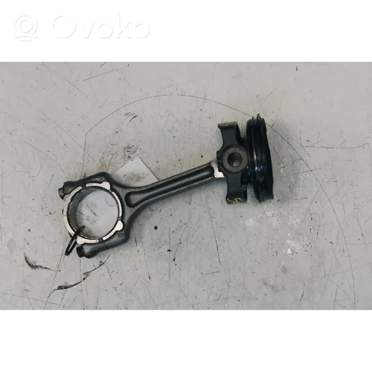 Fiat 500X Piston with connecting rod 