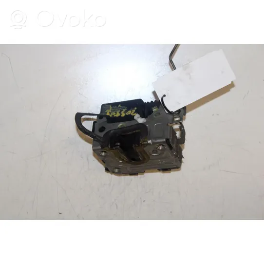 Dacia Sandero Front door lock 